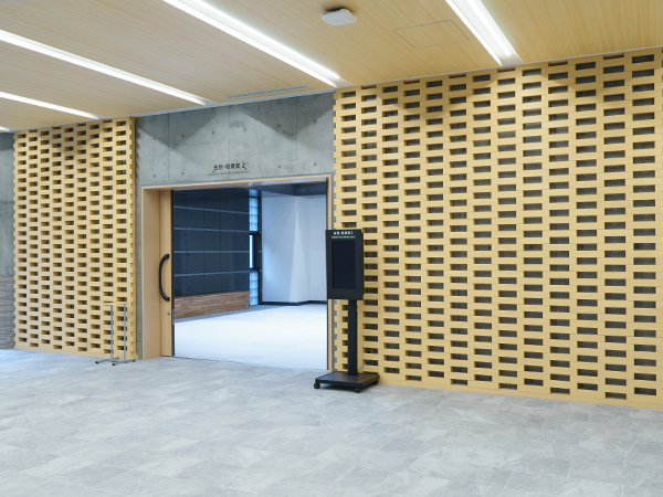 エントランスホール